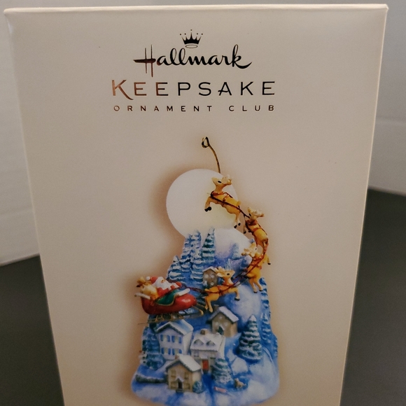 Hallmark Other - New Hallmark Keepsake "The Sleeping Village" Christmas Ornament
